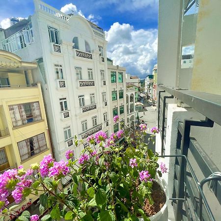 Vu Nhi Hotel Dalat Exteriör bild
