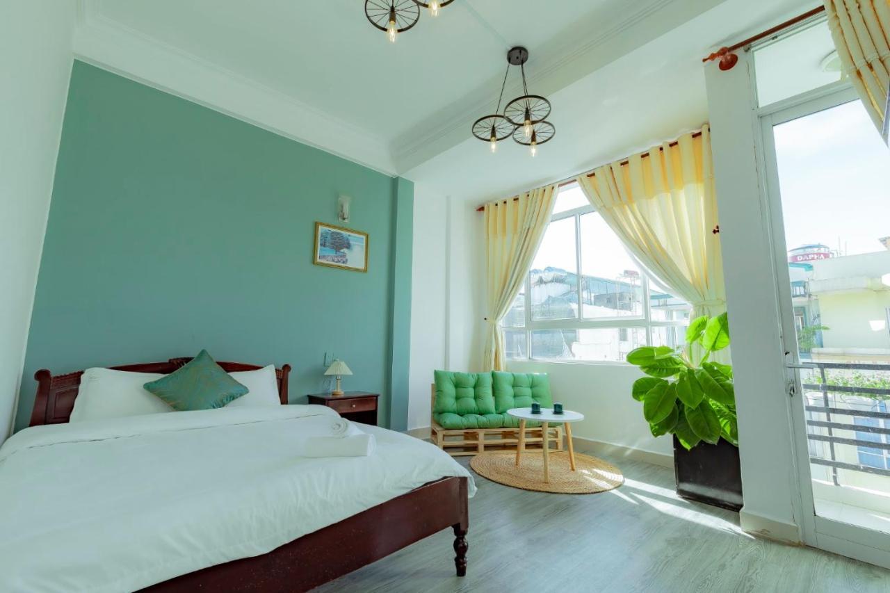 Vu Nhi Hotel Dalat Exteriör bild